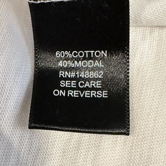 Torrid White Flowy Sleeveless Tank Top - Size 0  Large Basic Casual Layering Top - Picture 8 of 11